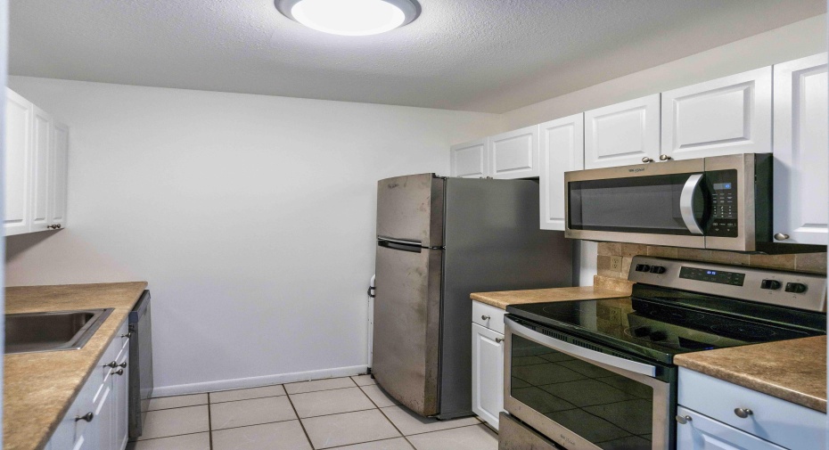 13455 SW 9th Court Unit 415j, Pembroke Pines, Florida 33027, 1 Bedroom Bedrooms, ,1 BathroomBathrooms,Residential Lease,For Rent,9th,415,RX-10991451