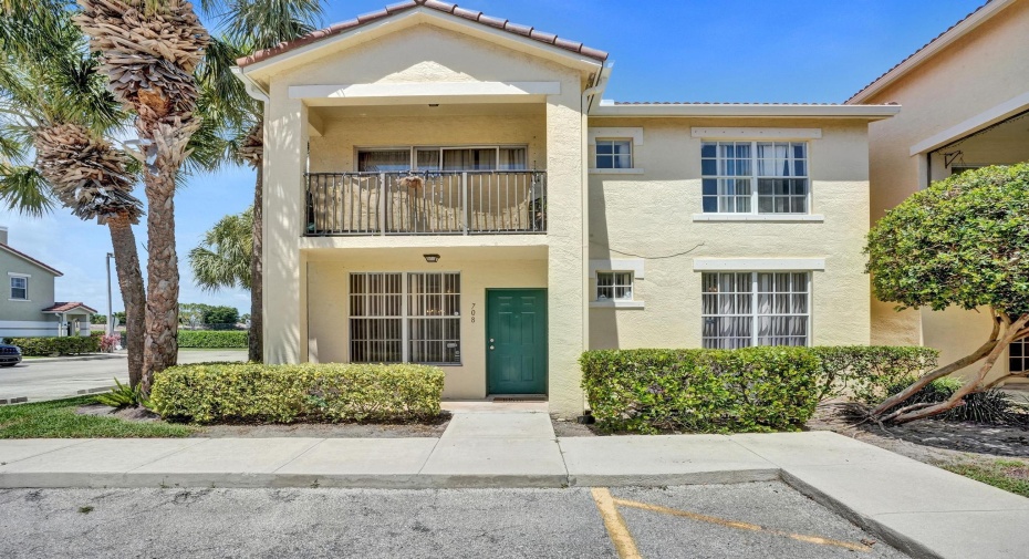 708 Belmont Place, Boynton Beach, Florida 33436, 2 Bedrooms Bedrooms, ,2 BathroomsBathrooms,Residential Lease,For Rent,Belmont,1,RX-10991666