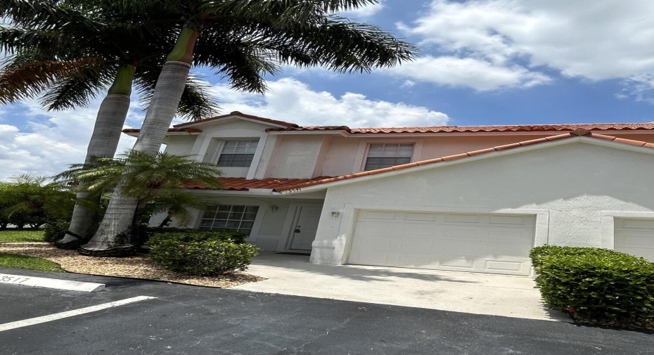 13519 Fountain View Boulevard, Wellington, Florida 33414, 3 Bedrooms Bedrooms, ,2 BathroomsBathrooms,Residential Lease,For Rent,Fountain View,1,RX-10991809