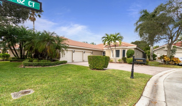 12425 NW 62nd Court, Coral Springs, Florida 33076, 3 Bedrooms Bedrooms, ,2 BathroomsBathrooms,Single Family,For Sale,62nd,RX-10992099