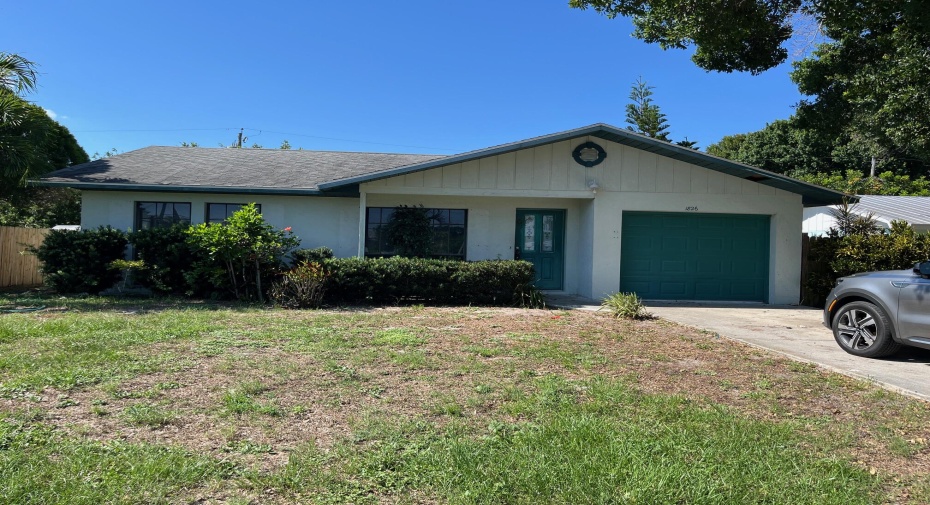 1826 4th Place, Vero Beach, Florida 32962, 2 Bedrooms Bedrooms, ,2 BathroomsBathrooms,Single Family,For Sale,4th,RX-10992275