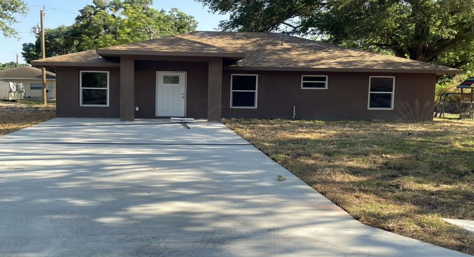 1662 NW 7th Street, Okeechobee, Florida 34972, 3 Bedrooms Bedrooms, ,2 BathroomsBathrooms,Residential Lease,For Rent,7th,RX-10992438