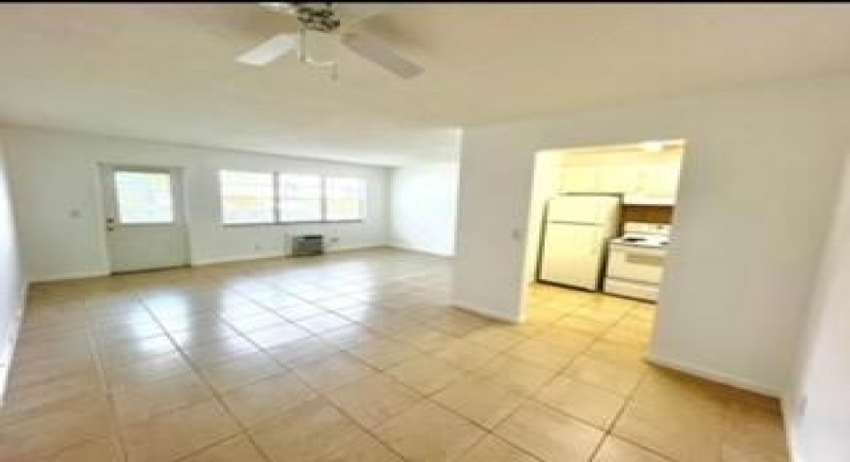 128 Canterbury F, West Palm Beach, Florida 33417, 1 Bedroom Bedrooms, ,1 BathroomBathrooms,Residential Lease,For Rent,Canterbury F,1,RX-10992941