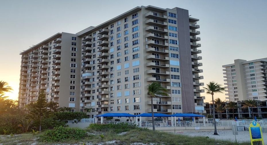 2000 S Ocean Boulevard Unit 5c, Lauderdale By The Sea, Florida 33062, 2 Bedrooms Bedrooms, ,2 BathroomsBathrooms,Condominium,For Sale,Ocean,5,RX-10992996