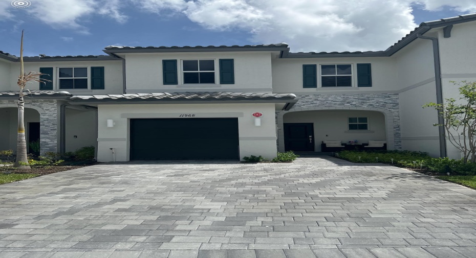 11968 NW 46th Street, Coral Springs, Florida 33076, 3 Bedrooms Bedrooms, ,2 BathroomsBathrooms,Townhouse,For Sale,46th,RX-10993008