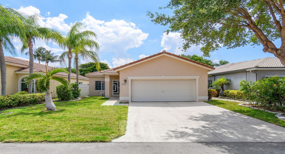1311 SW 44th Terrace, Deerfield Beach, Florida 33442, 3 Bedrooms Bedrooms, ,2 BathroomsBathrooms,Single Family,For Sale,44th,RX-10993094