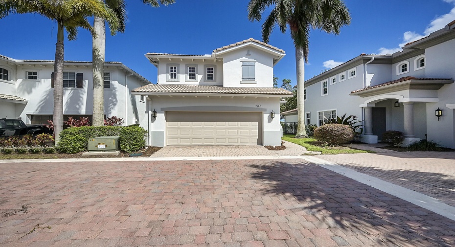 546 Tomahawk Court, Palm Beach Gardens, Florida 33410, 3 Bedrooms Bedrooms, ,2 BathroomsBathrooms,Single Family,For Sale,Tomahawk,RX-10993240