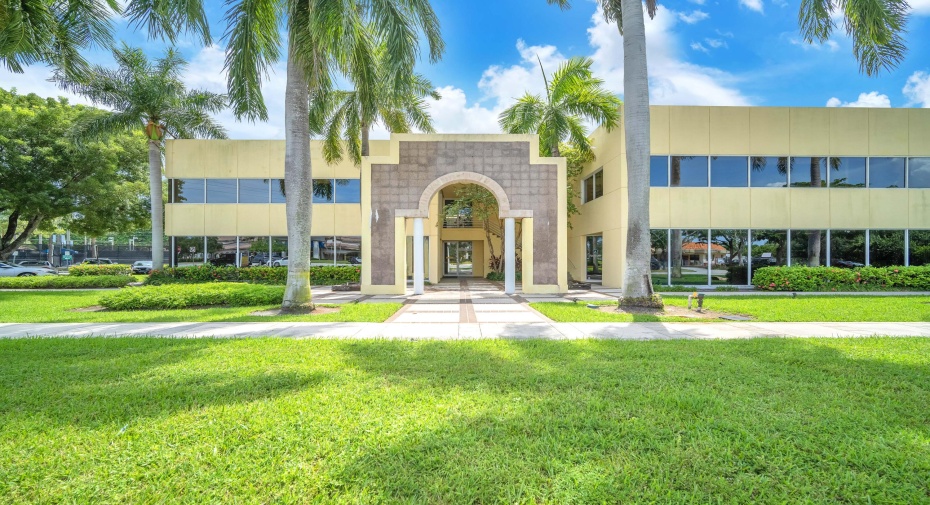 399 NW 2nd Avenue Unit 212, Boca Raton, Florida 33432, ,E,For Sale,2nd,12,RX-10993243