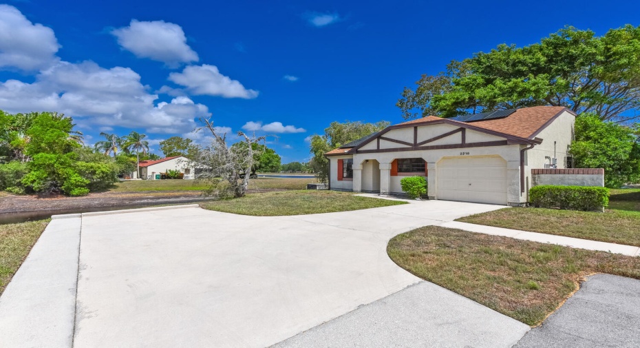 2210 SE Brekenridge Circle, Port Saint Lucie, Florida 34952, 2 Bedrooms Bedrooms, ,2 BathroomsBathrooms,Single Family,For Sale,Brekenridge,RX-10993373