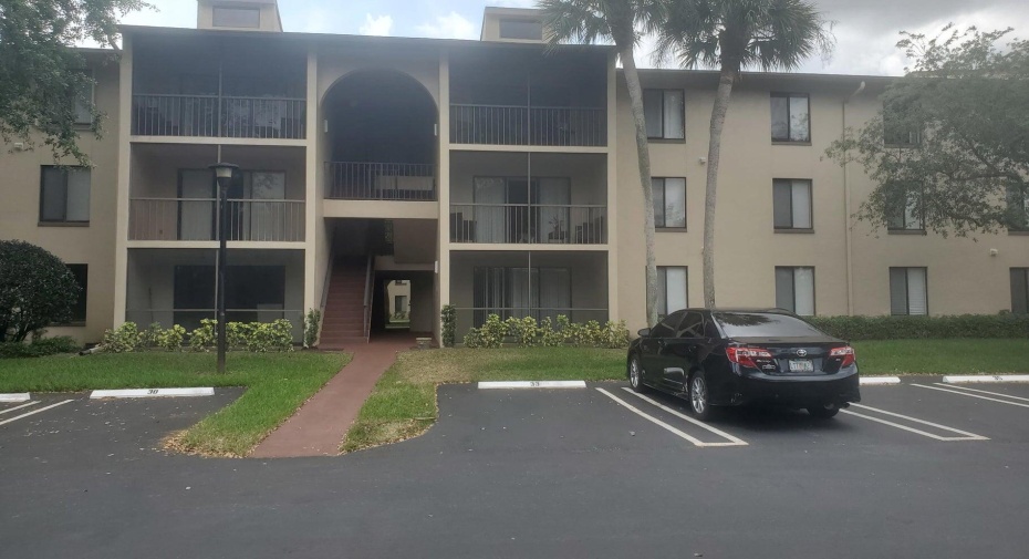 203 Foxtail Drive Unit B3, Greenacres, Florida 33415, 2 Bedrooms Bedrooms, ,2 BathroomsBathrooms,Residential Lease,For Rent,Foxtail,3,RX-10993363