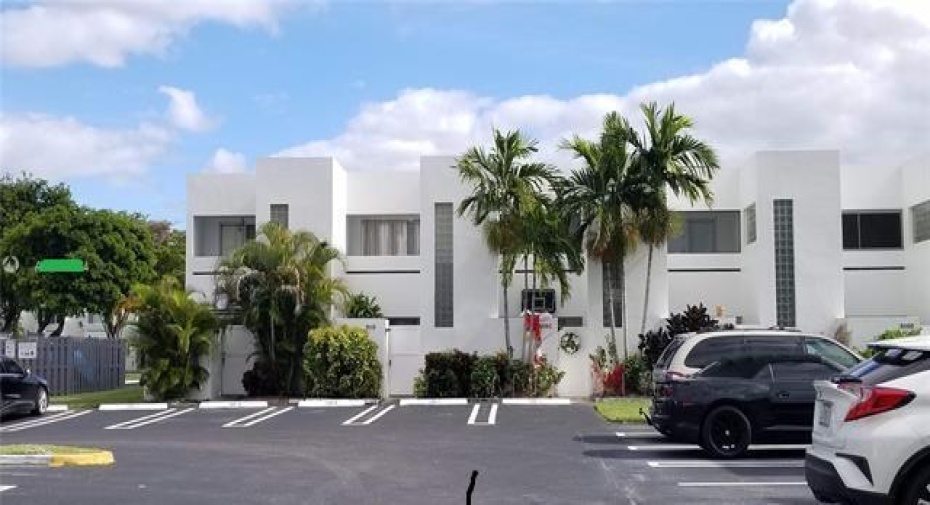 5140 Elmhurst Road Unit G, West Palm Beach, Florida 33417, 2 Bedrooms Bedrooms, ,1 BathroomBathrooms,Residential Lease,For Rent,Elmhurst,1,RX-10993417