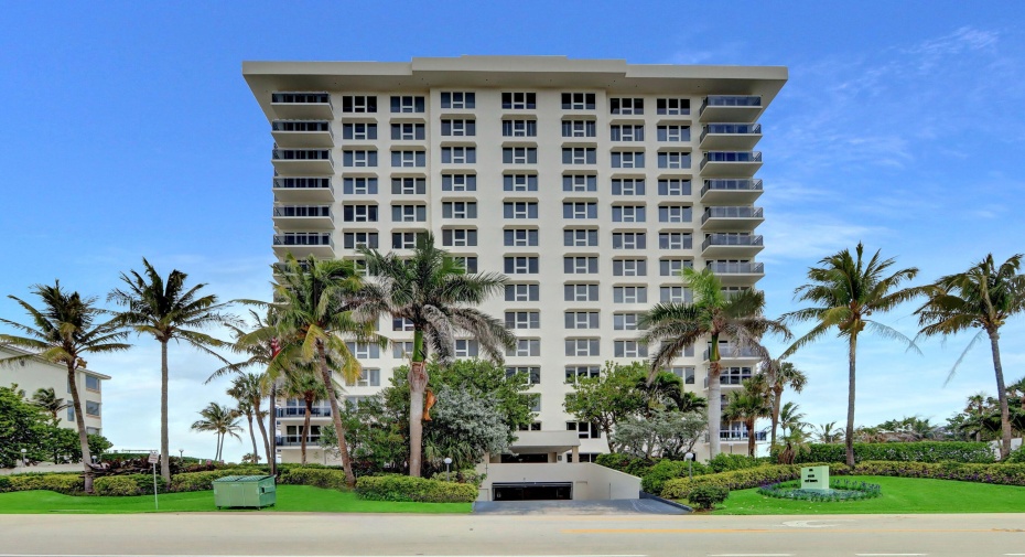 2066 N Ocean Boulevard Unit 8sw, Boca Raton, Florida 33431, 3 Bedrooms Bedrooms, ,2 BathroomsBathrooms,Residential Lease,For Rent,Ocean,8,RX-10994205