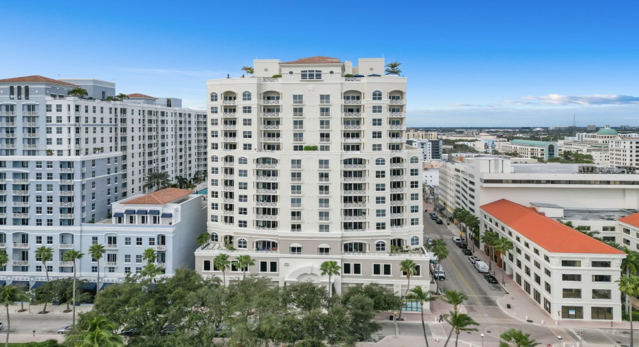 201 S Narcissus Avenue Unit 605, West Palm Beach, Florida 33401, 2 Bedrooms Bedrooms, ,3 BathroomsBathrooms,Residential Lease,For Rent,Narcissus,6,RX-10994340