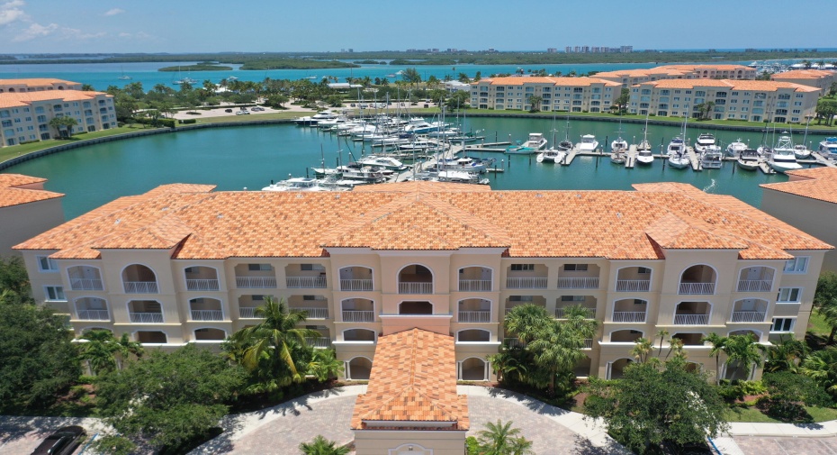 14 Harbour Isles Drive Unit 202, Fort Pierce, Florida 34949, 2 Bedrooms Bedrooms, ,2 BathroomsBathrooms,Condominium,For Sale,Harbour Isles,2,RX-10994597