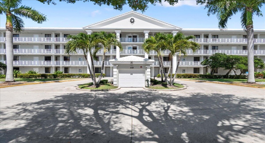 2621 Village Boulevard Unit 103, West Palm Beach, Florida 33409, 2 Bedrooms Bedrooms, ,2 BathroomsBathrooms,Condominium,For Sale,Village,1,RX-10994790