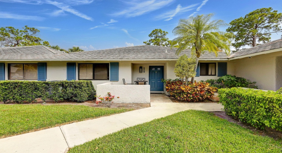 526 Club Drive, Palm Beach Gardens, Florida 33418, 2 Bedrooms Bedrooms, ,2 BathroomsBathrooms,Residential Lease,For Rent,Club,RX-10995330