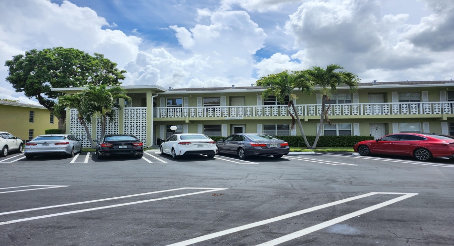 1141 Calamondin Terrace Unit 101, Delray Beach, Florida 33445, 2 Bedrooms Bedrooms, ,2 BathroomsBathrooms,Condominium,For Sale,Calamondin,1,RX-10995559