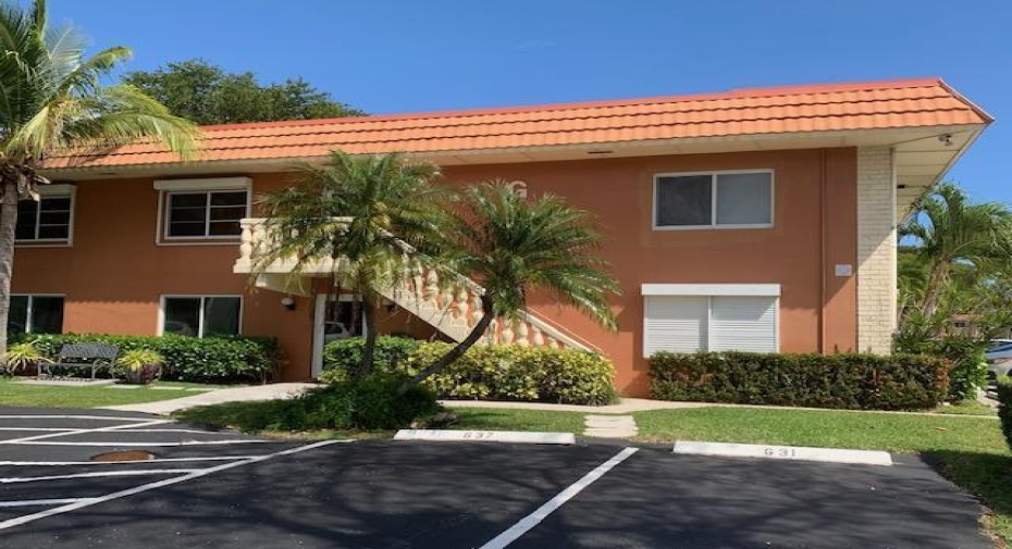 119 NE 19th Court Unit 112g, Wilton Manors, Florida 33305, 2 Bedrooms Bedrooms, ,2 BathroomsBathrooms,Residential Lease,For Rent,19th,1,RX-10995630
