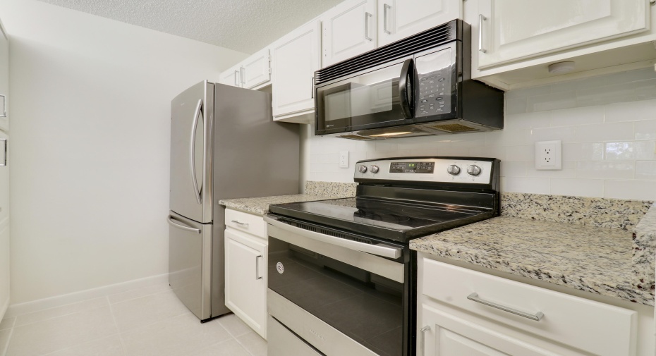 2512 SE Anchorage Cove Unit E-2, Port Saint Lucie, Florida 34952, 2 Bedrooms Bedrooms, ,2 BathroomsBathrooms,Residential Lease,For Rent,Anchorage,2,RX-10995653