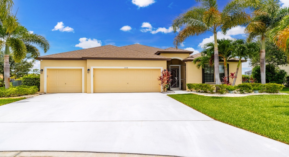 6460 Palm Place, Vero Beach, Florida 32967, 4 Bedrooms Bedrooms, ,3 BathroomsBathrooms,Single Family,For Sale,Palm,RX-10996079