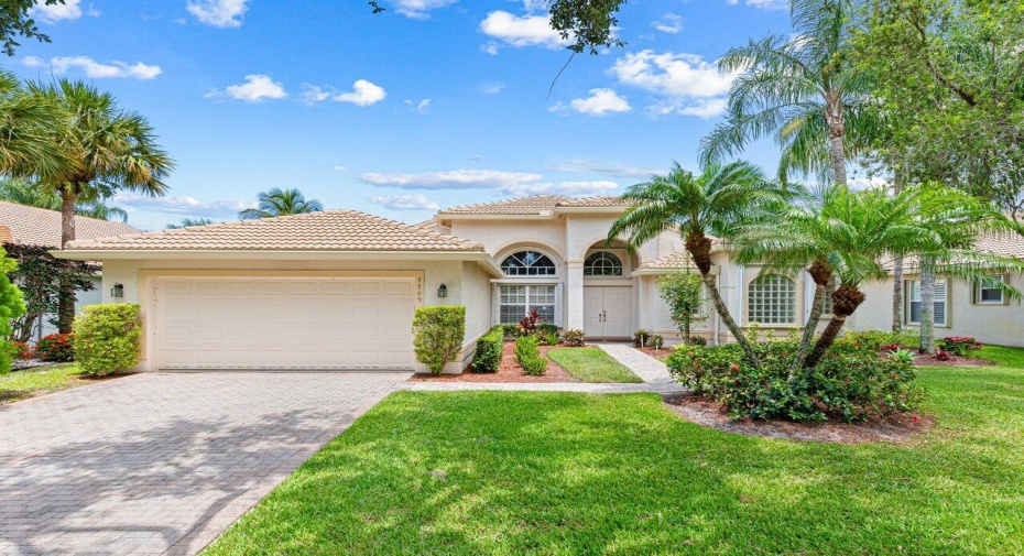 7709 Royale River Lane, Lake Worth, Florida 33467, 3 Bedrooms Bedrooms, ,2 BathroomsBathrooms,Single Family,For Sale,Royale River,RX-10996426