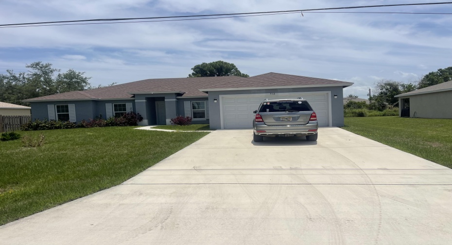 712 NW Treemont Avenue, Port Saint Lucie, Florida 34983, 4 Bedrooms Bedrooms, ,2 BathroomsBathrooms,Residential Lease,For Rent,Treemont,RX-10996632