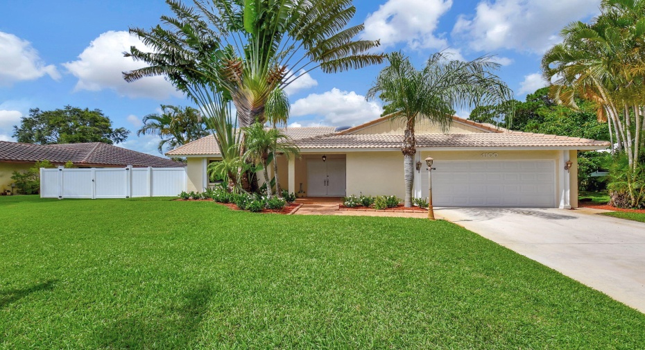 4100 NW 7th Court, Delray Beach, Florida 33445, 3 Bedrooms Bedrooms, ,2 BathroomsBathrooms,Single Family,For Sale,7th,RX-10997235