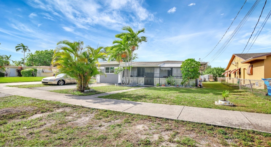 5409 SW 21st Street, West Park, Florida 33023, 3 Bedrooms Bedrooms, ,2 BathroomsBathrooms,Single Family,For Sale,21st,RX-10997572