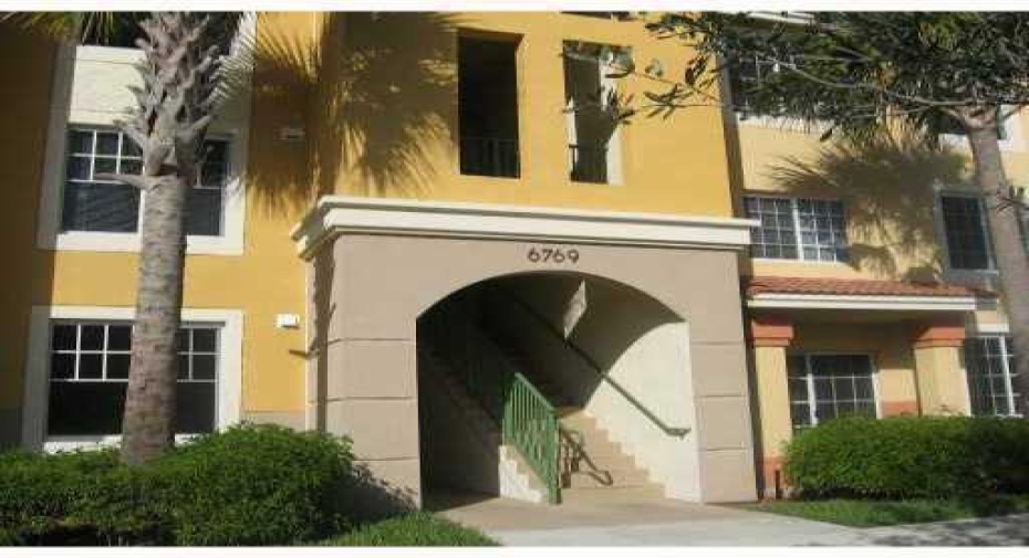 6769 Heritage Grande Unit 2108, Boynton Beach, Florida 33437, 3 Bedrooms Bedrooms, ,2 BathroomsBathrooms,Residential Lease,For Rent,Heritage Grande,1,RX-10985476