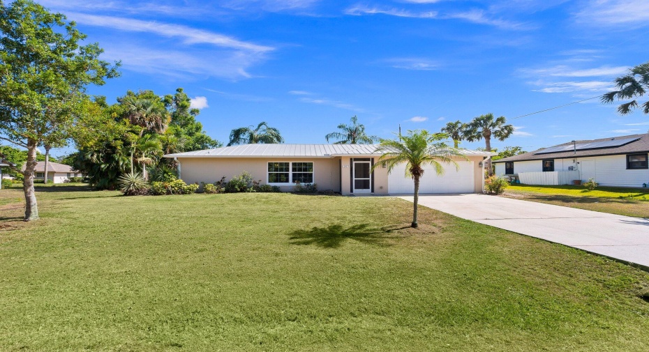 1265 5th Place, Vero Beach, Florida 32962, 2 Bedrooms Bedrooms, ,2 BathroomsBathrooms,Single Family,For Sale,5th,RX-10982689