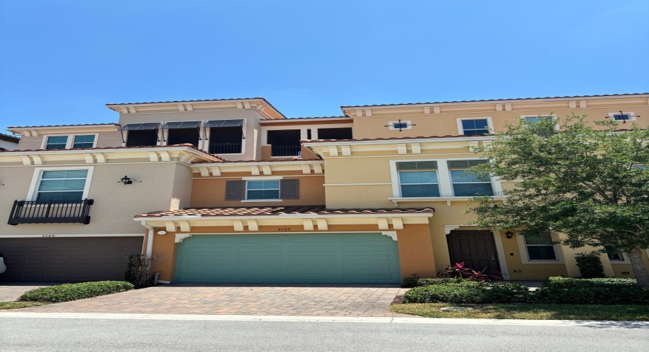 3122 NW 124th Way, Sunrise, Florida 33323, 4 Bedrooms Bedrooms, ,3 BathroomsBathrooms,Townhouse,For Sale,124th,RX-10985357