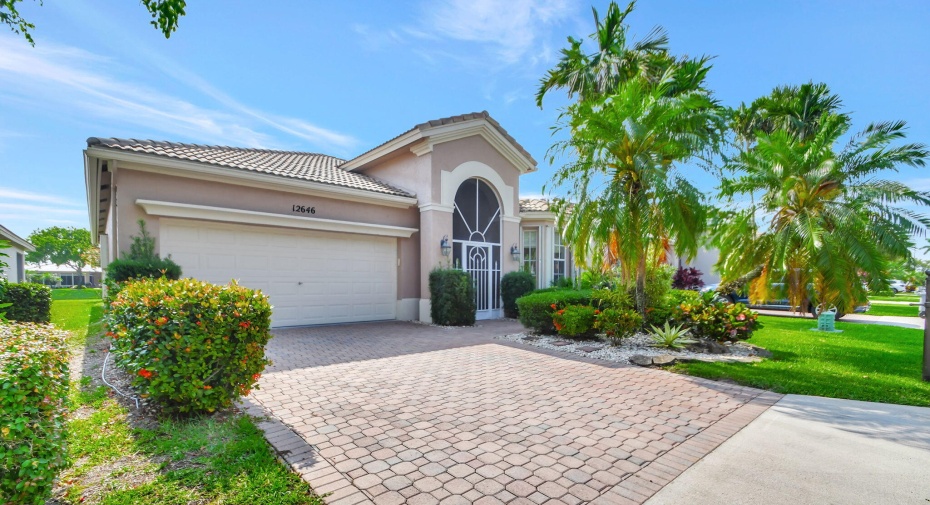 12646 Via Lucia, Boynton Beach, Florida 33436, 3 Bedrooms Bedrooms, ,2 BathroomsBathrooms,Single Family,For Sale,Via Lucia,RX-10988030