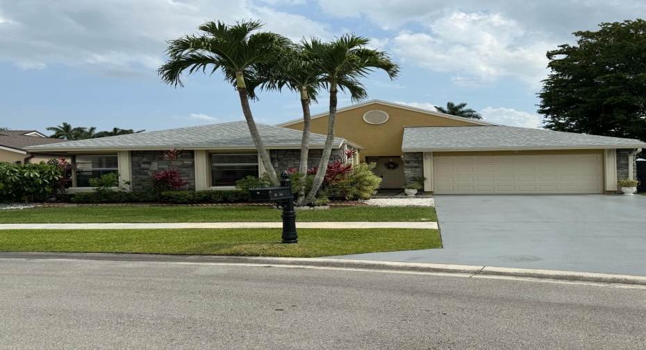 11932 Sunchase Court, Boca Raton, Florida 33498, 4 Bedrooms Bedrooms, ,2 BathroomsBathrooms,Single Family,For Sale,Sunchase,RX-10989069