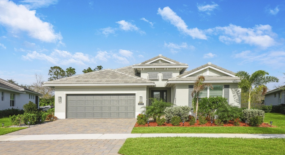 12573 SW Sunrise Lake Terrace, Port Saint Lucie, Florida 34987, 3 Bedrooms Bedrooms, ,2 BathroomsBathrooms,Single Family,For Sale,Sunrise Lake,1,RX-10990660