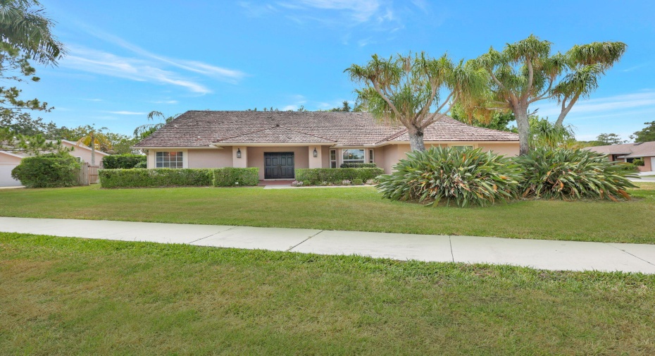 1819 Staimford Circle, Wellington, Florida 33414, 4 Bedrooms Bedrooms, ,2 BathroomsBathrooms,Residential Lease,For Rent,Staimford,RX-10991067