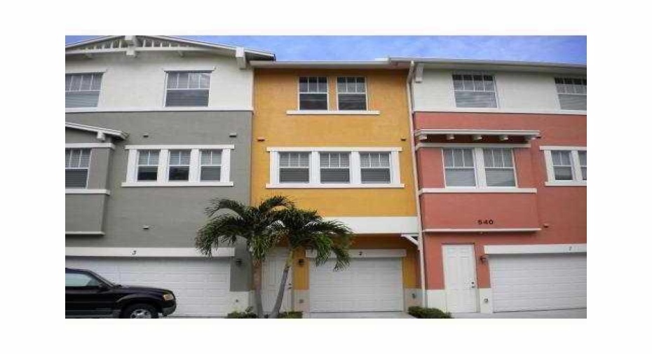 410 Amador Lane Unit 8, West Palm Beach, Florida 33401, 4 Bedrooms Bedrooms, ,3 BathroomsBathrooms,Residential Lease,For Rent,Amador,1,RX-10992524