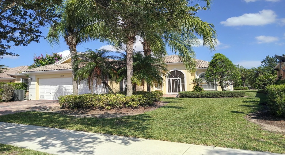 11531 SW Rockingham Drive, Port Saint Lucie, Florida 34987, 3 Bedrooms Bedrooms, ,2 BathroomsBathrooms,Single Family,For Sale,Rockingham,RX-10994169