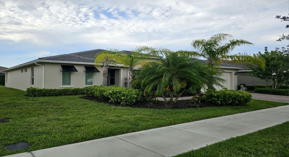 11359 SW Apple Blossom Trail, Port Saint Lucie, Florida 34987, 3 Bedrooms Bedrooms, ,3 BathroomsBathrooms,Single Family,For Sale,Apple Blossom,RX-10995516