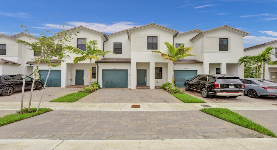 23061 SW 128th Place, Miami, Florida 33170, 4 Bedrooms Bedrooms, ,2 BathroomsBathrooms,Townhouse,For Sale,128th,RX-10996972