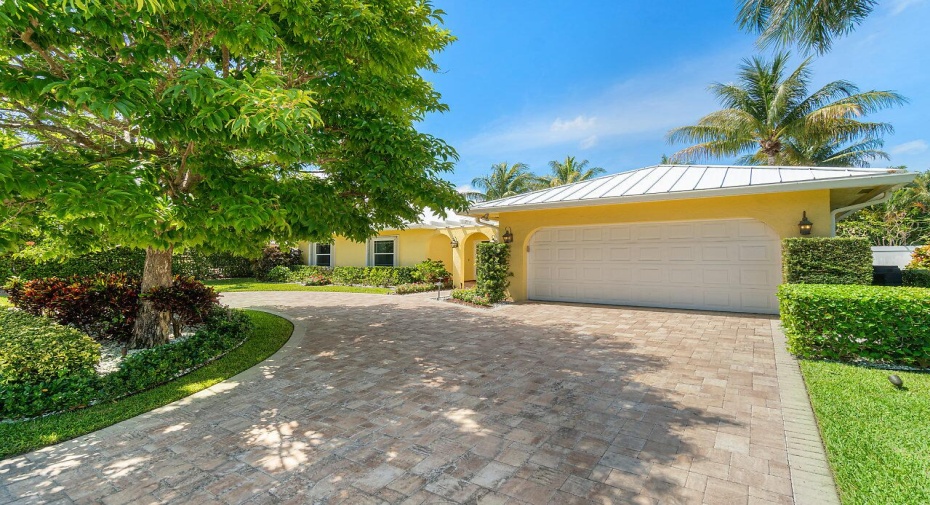 919 Mccleary Street, Delray Beach, Florida 33483, 3 Bedrooms Bedrooms, ,2 BathroomsBathrooms,Single Family,For Sale,Mccleary,RX-10961274