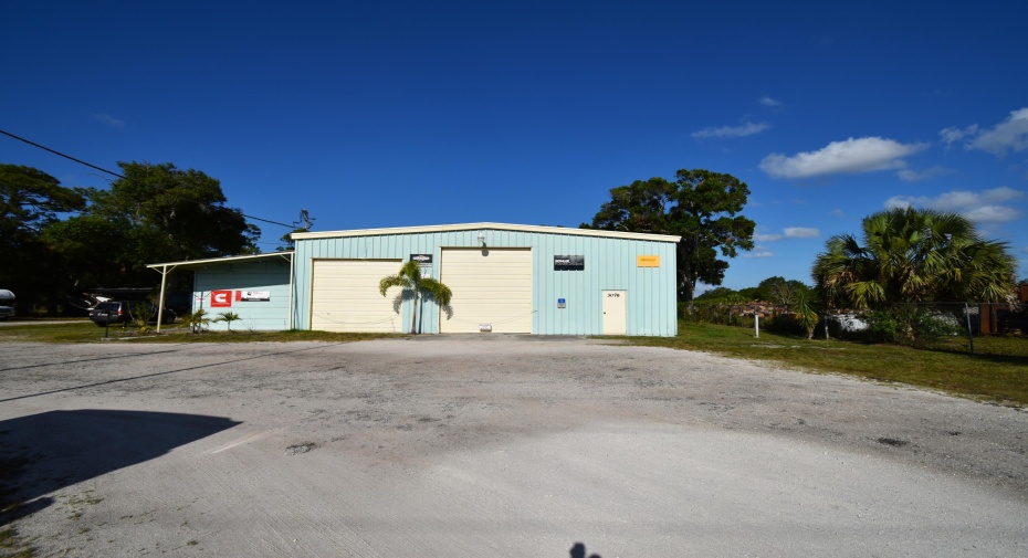 3076 N Kings Highway, Fort Pierce, Florida 34951, ,E,For Sale,Kings,RX-10997073