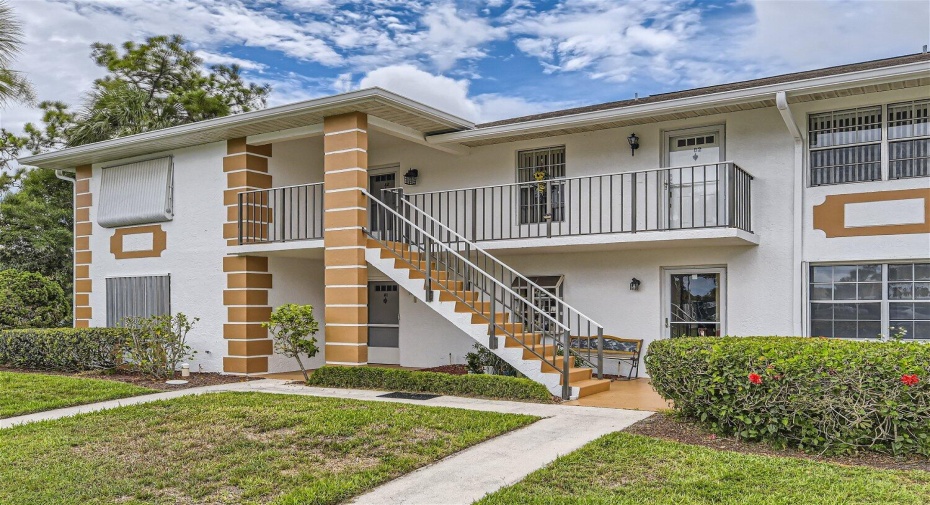 1223 S Lakes End Drive Unit B2, Fort Pierce, Florida 34982, 2 Bedrooms Bedrooms, ,2 BathroomsBathrooms,Residential Lease,For Rent,Lakes End,2,RX-10997145
