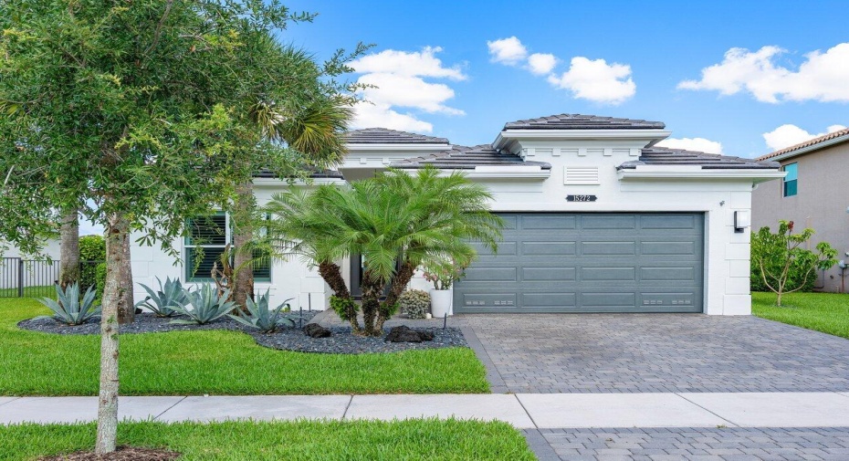 15272 Sky Pond Pass, Delray Beach, Florida 33446, 3 Bedrooms Bedrooms, ,3 BathroomsBathrooms,Single Family,For Sale,Sky Pond,RX-10992534