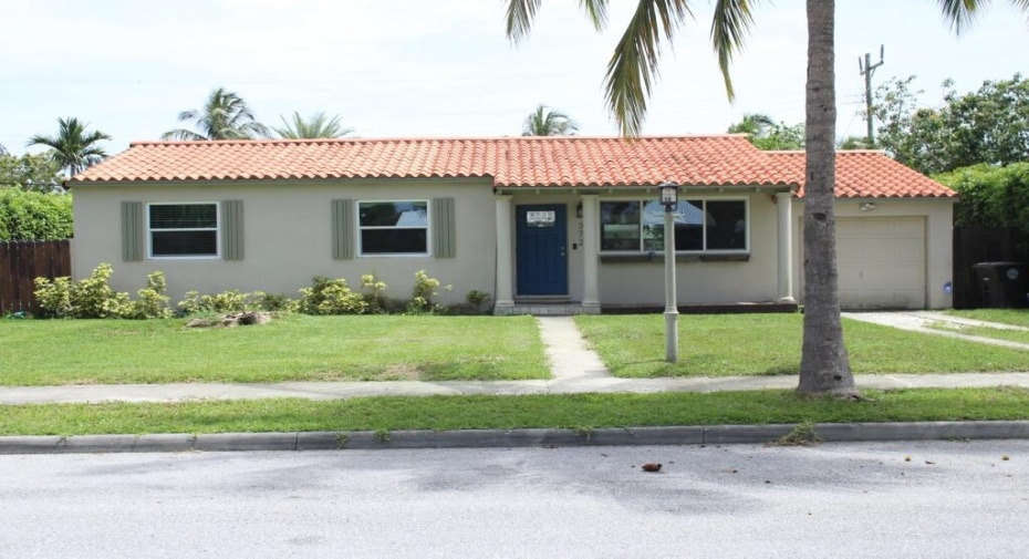372 Macy Street, West Palm Beach, Florida 33405, 3 Bedrooms Bedrooms, ,2 BathroomsBathrooms,Single Family,For Sale,Macy,RX-10997297