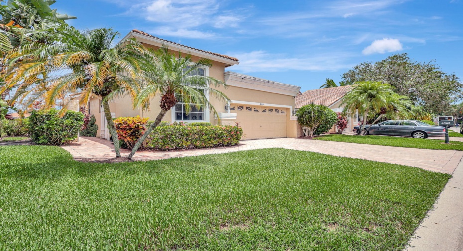 4562 Carlton Golf Drive, Lake Worth, Florida 33449, 2 Bedrooms Bedrooms, ,2 BathroomsBathrooms,Residential Lease,For Rent,Carlton Golf,1,RX-10997387