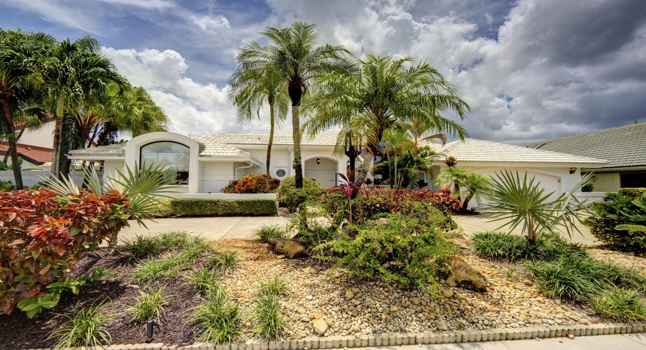 10252 Shireoaks Lane, Boca Raton, Florida 33498, 4 Bedrooms Bedrooms, ,4 BathroomsBathrooms,Single Family,For Sale,Shireoaks,1,RX-10997558