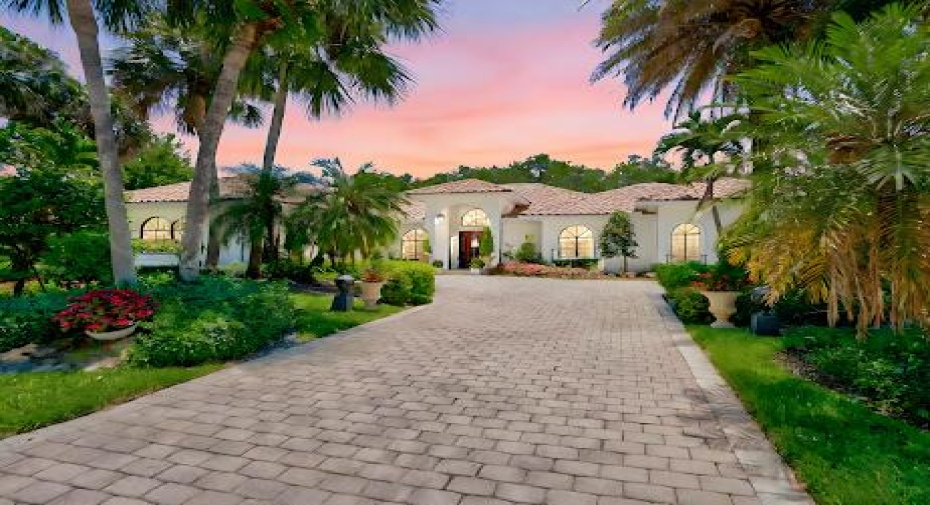 16 Cayman Place, Palm Beach Gardens, Florida 33418, 4 Bedrooms Bedrooms, ,3 BathroomsBathrooms,Single Family,For Sale,Cayman,RX-10997752