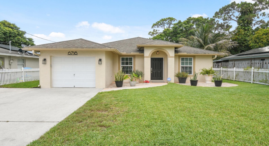 6718 2nd Street, Jupiter, Florida 33458, 3 Bedrooms Bedrooms, ,2 BathroomsBathrooms,Single Family,For Sale,2nd,RX-10997346