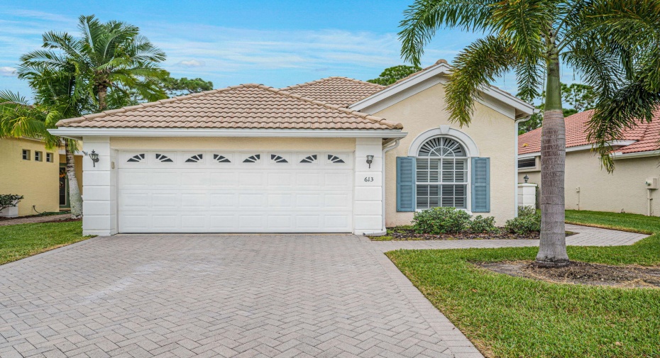 613 SW Andros Circle, Port Saint Lucie, Florida 34986, 2 Bedrooms Bedrooms, ,2 BathroomsBathrooms,Single Family,For Sale,Andros,RX-10997699