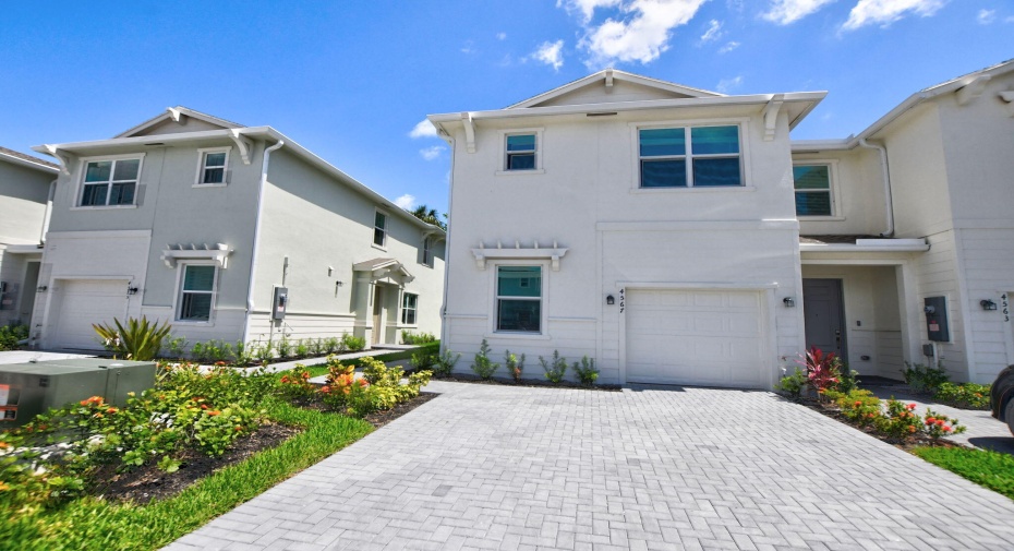 4655 Hollister Avenue, Lake Worth, Florida 33463, 3 Bedrooms Bedrooms, ,2 BathroomsBathrooms,Townhouse,For Sale,Hollister,RX-10998408